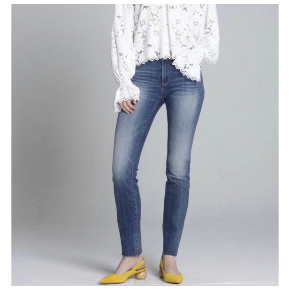 Driftwood Women’s Sz 25 High Rise Jeans Straight Leg Medium Wash Audrey Denim